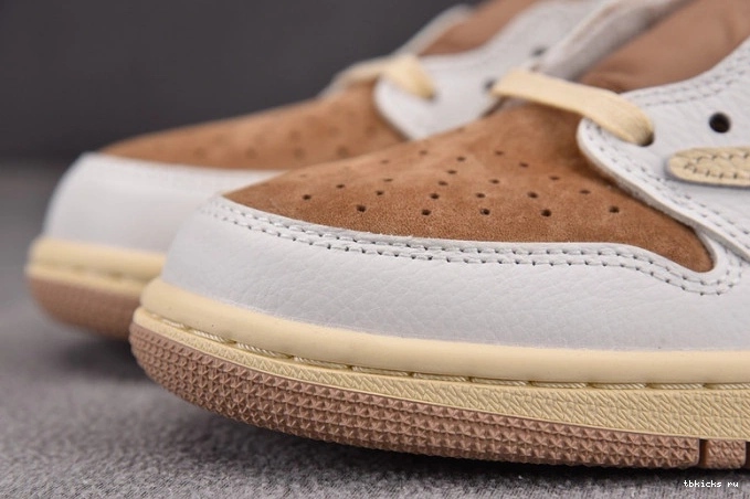 Reps TB OG AJ DM7866-106 SP x Travis Scott Low 1 0720